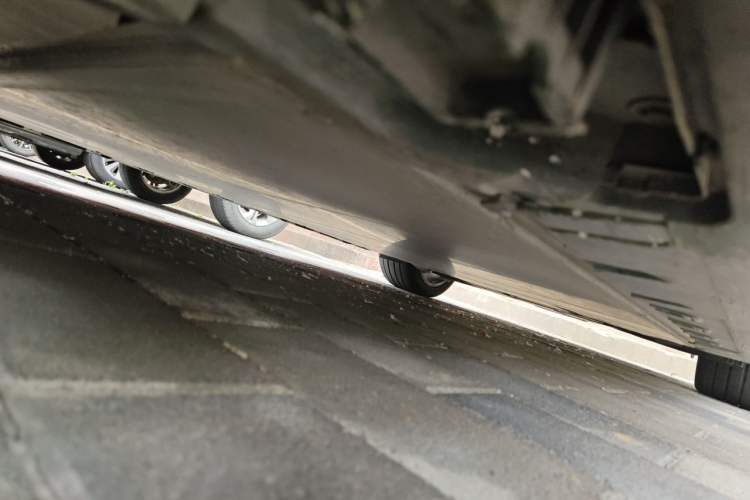 Used BMW i3 2024 eDrive 40 L Midnight Edition Chassis Front Left