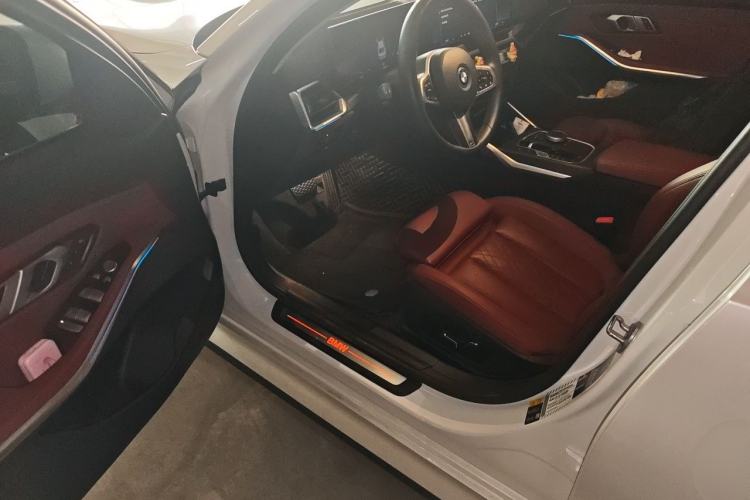 Used BMW i3 2024 eDrive 35 L Driver Seat