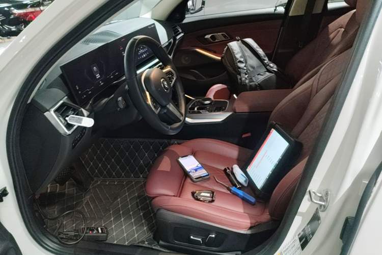 Used BMW i3 2024 eDrive 40 L Midnight Edition Driver Seat