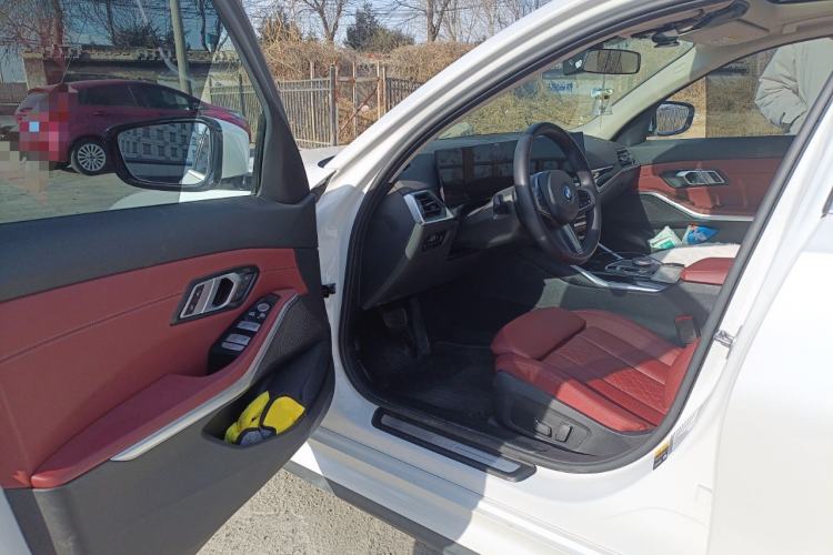 Used BMW i3 2024 eDrive 35 L Driver Seat