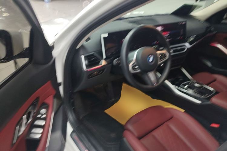 Used BMW i3 2024 eDrive 35 L Driver Seat