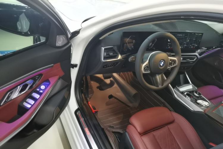 Used BMW i3 2024 eDrive 35 L Driver Seat