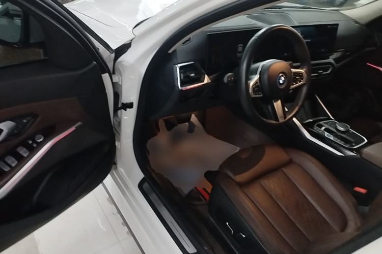 Used BMW i3 2024 eDrive 35 L Driver Seat