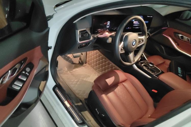 Used BMW i3 2024 eDrive 35 L Driver Seat