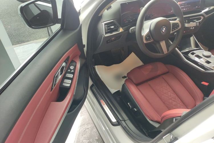 Used BMW i3 2024 eDrive 35 L Driver Seat