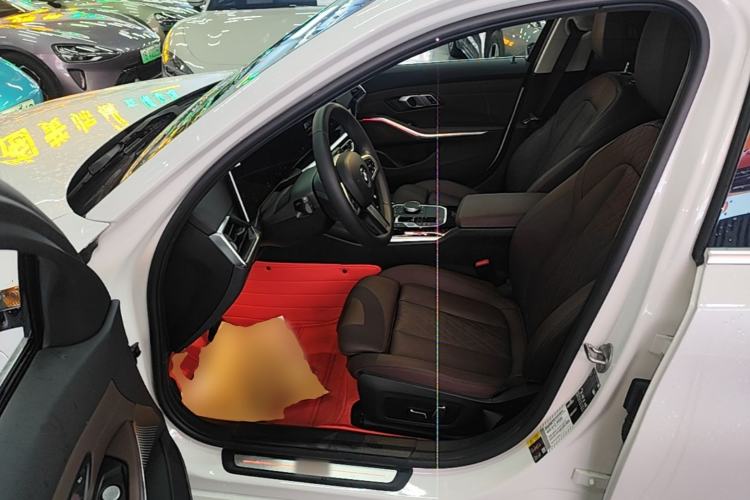 Used BMW i3 2024 eDrive 35 L Driver Seat
