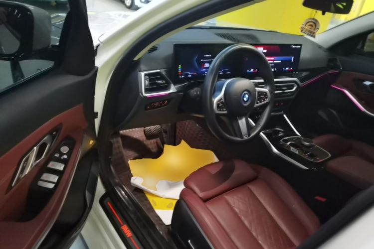 Used BMW i3 2024 eDrive 35 L Driver Seat