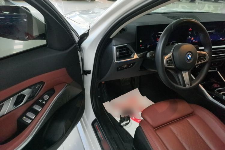 Used BMW i3 2024 eDrive 35 L Driver Seat
