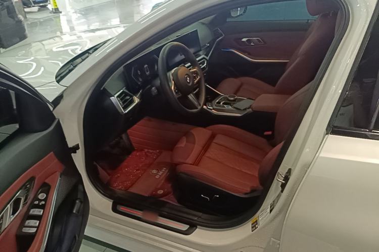 Used BMW i3 2024 eDrive 40 L Midnight Edition Driver Seat
