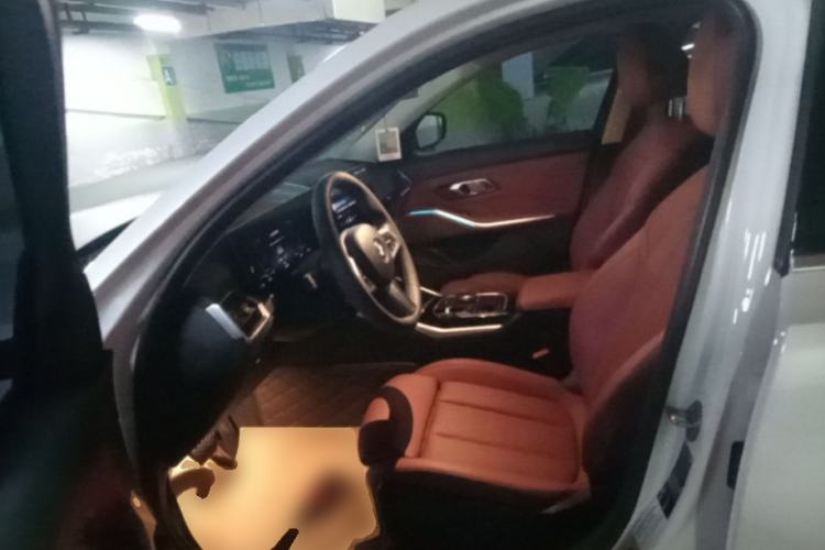 Used BMW i3 2024 eDrive 35 L Driver Seat