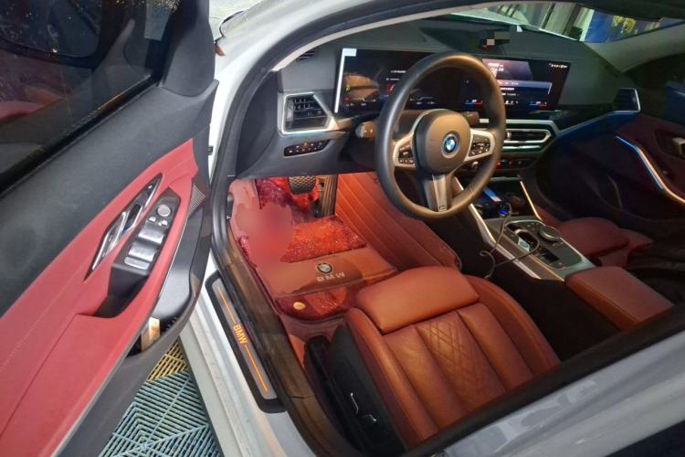 Used BMW i3 2024 eDrive 40 L Midnight Edition Driver Seat