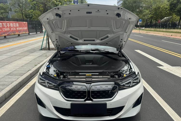Used BMW i3 2024 eDrive 40 L Midnight Edition Engine Bay