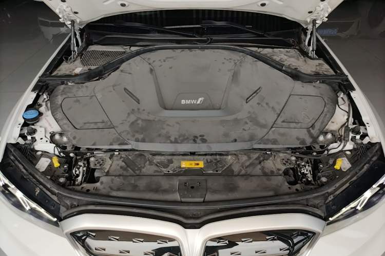 Used BMW i3 2024 eDrive 35 L Engine Bay
