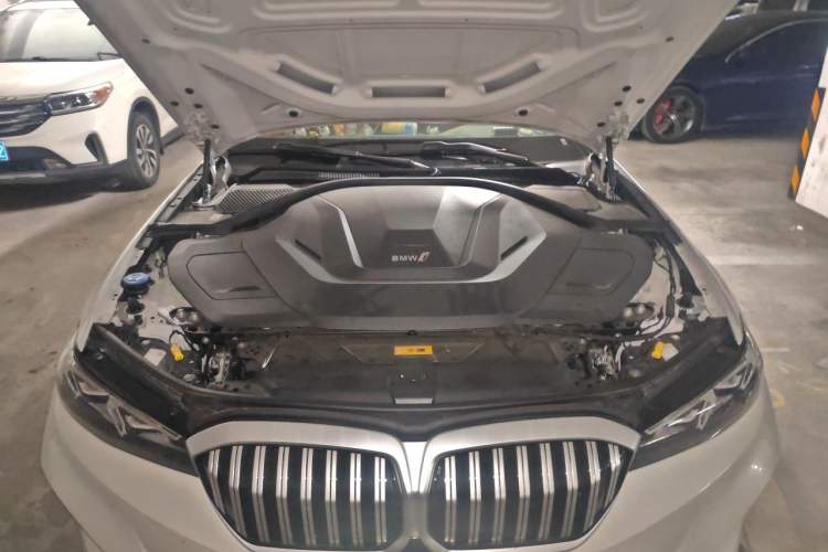 Used BMW i3 2024 eDrive 35 L Engine Bay