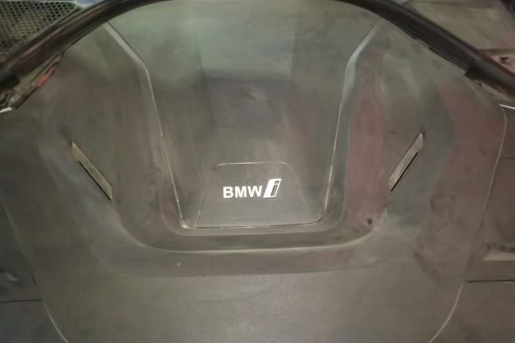 Used BMW i3 2024 eDrive 35 L Engine Bay