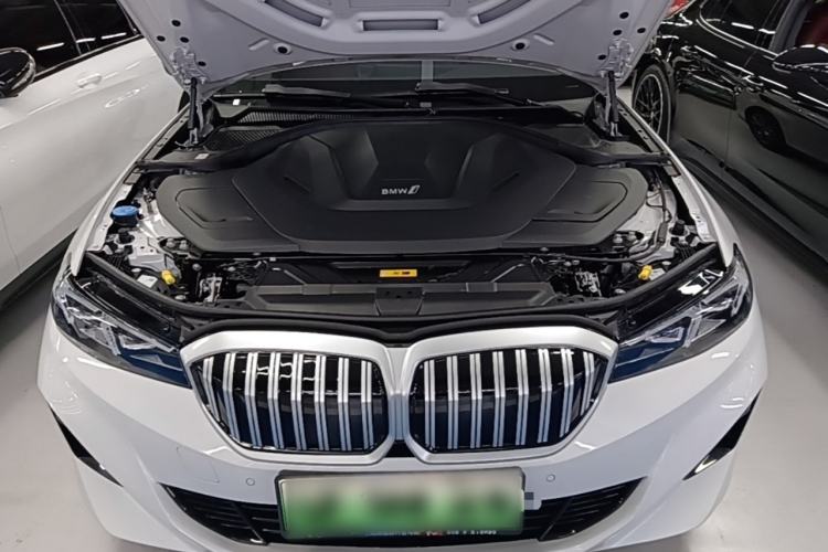 Used BMW i3 2024 eDrive 35 L Engine Bay