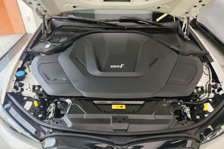 Used BMW i3 2024 eDrive 35 L Engine Bay