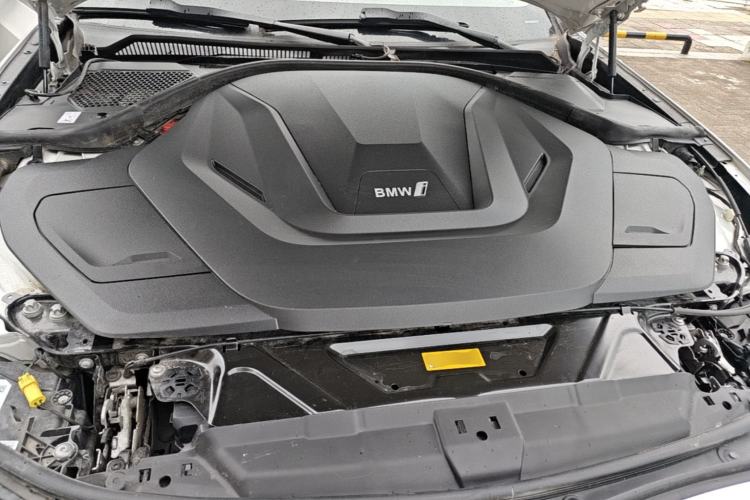 Used BMW i3 2024 eDrive 35 L Engine Bay