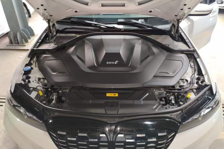 Used BMW i3 2024 eDrive 35 L Engine Bay