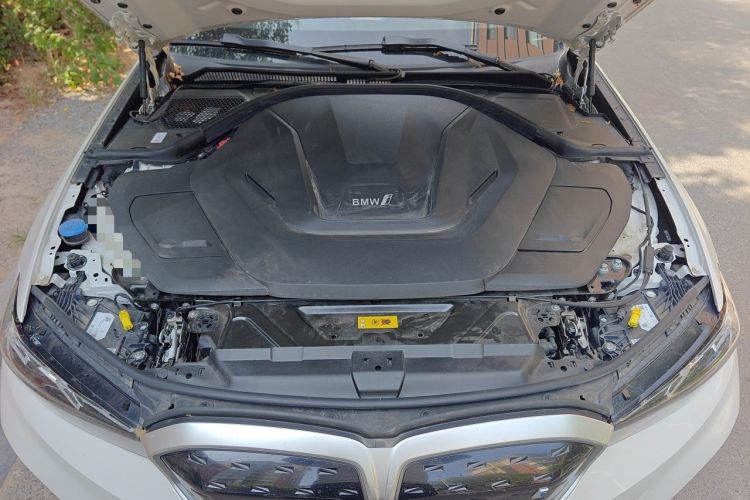 Used BMW i3 2024 eDrive 35 L Engine Bay