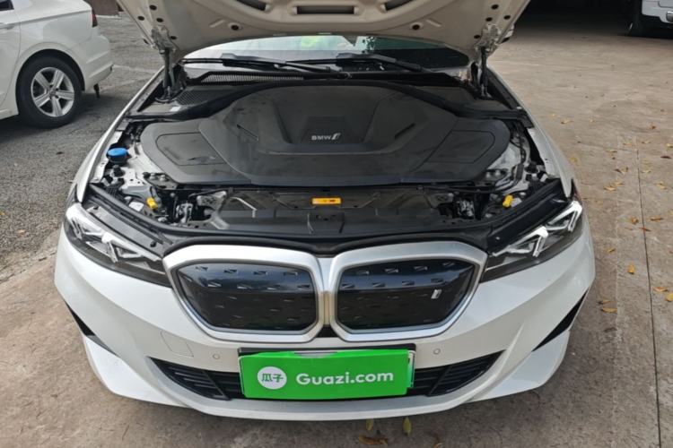 Used BMW i3 2024 eDrive 35 L Engine Bay