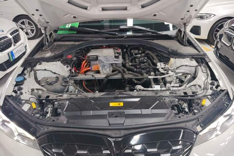 Used BMW i3 2024 eDrive 35 L Engine Bay
