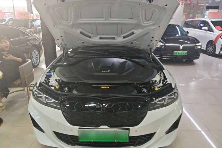 Used BMW i3 2024 eDrive 35 L Engine Bay