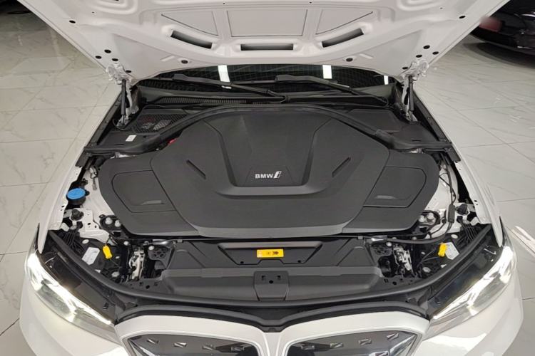Used BMW i3 2024 eDrive 35 L Engine Bay
