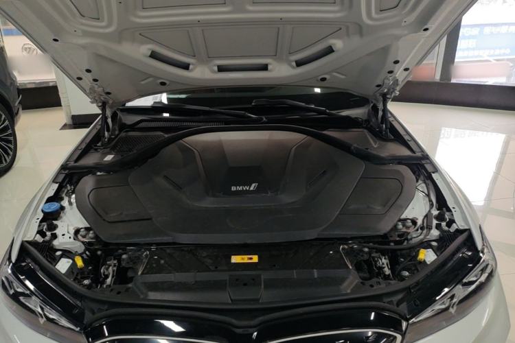 Used BMW i3 2024 eDrive 40 L Midnight Edition Engine Bay