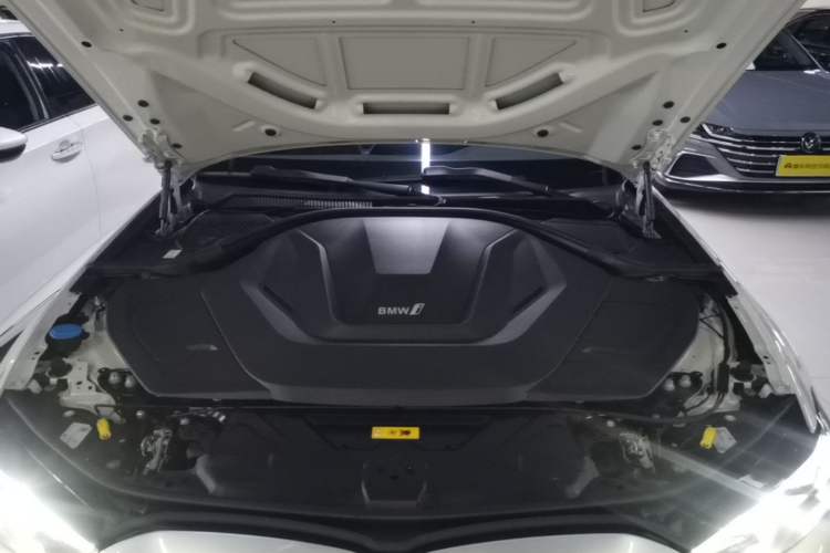 Used BMW i3 2024 eDrive 35 L Engine Bay