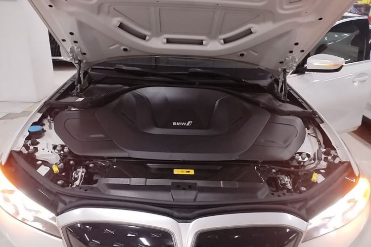 Used BMW i3 2024 eDrive 35 L Engine Bay