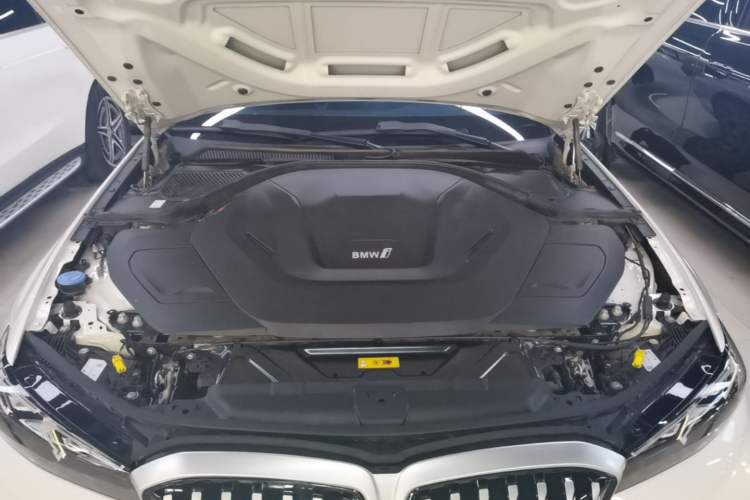 Used BMW i3 2024 eDrive 35 L Engine Bay