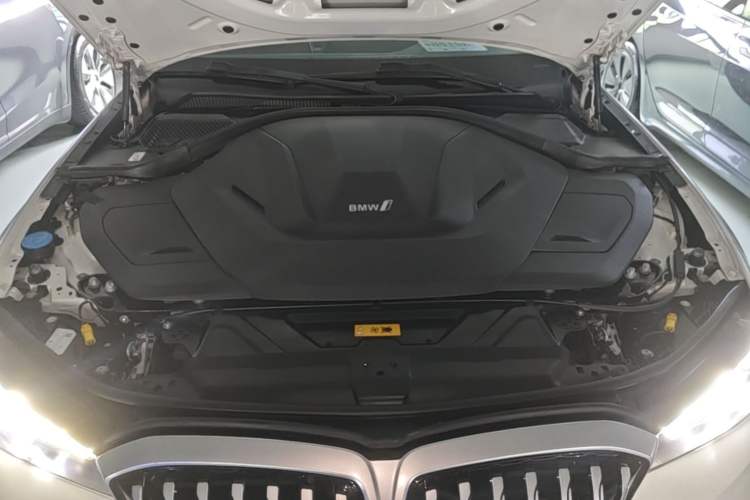 Used BMW i3 2024 eDrive 35 L Engine Bay