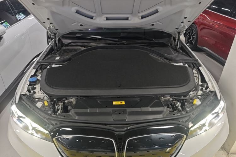 Used BMW i3 2024 eDrive 40 L Midnight Edition Engine Bay