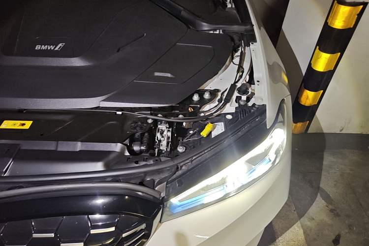 Used BMW i3 2024 eDrive 40 L Midnight Sports Package Engine Bay Left