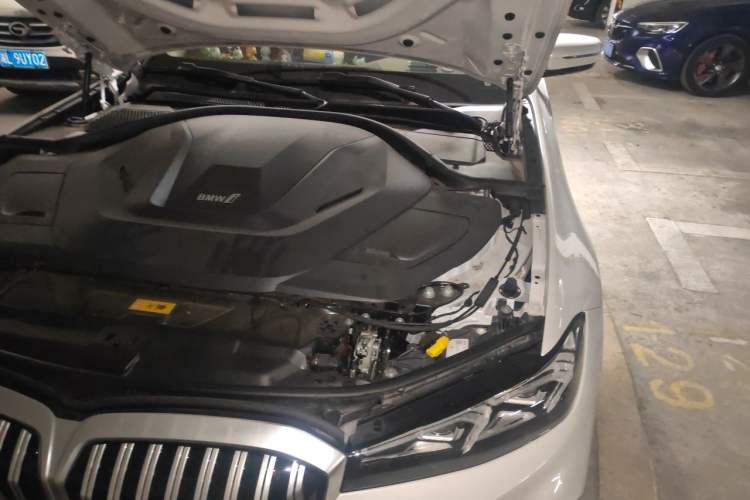 Used BMW i3 2024 eDrive 35 L Engine Bay Left