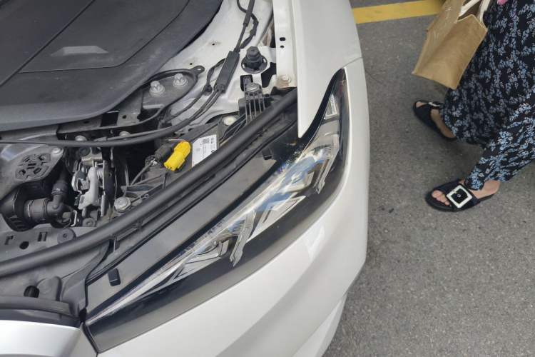 Used BMW i3 2024 eDrive 35 L Engine Bay Left