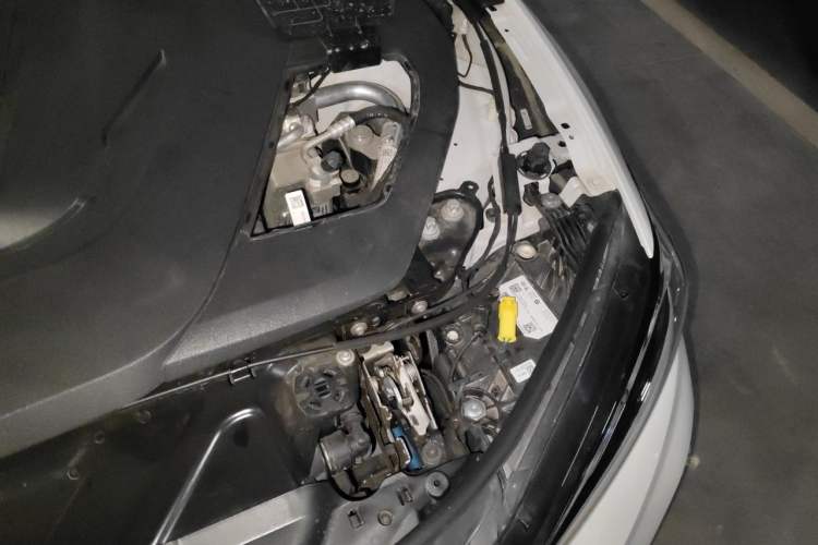 Used BMW i3 2024 eDrive 35 L Engine Bay Left