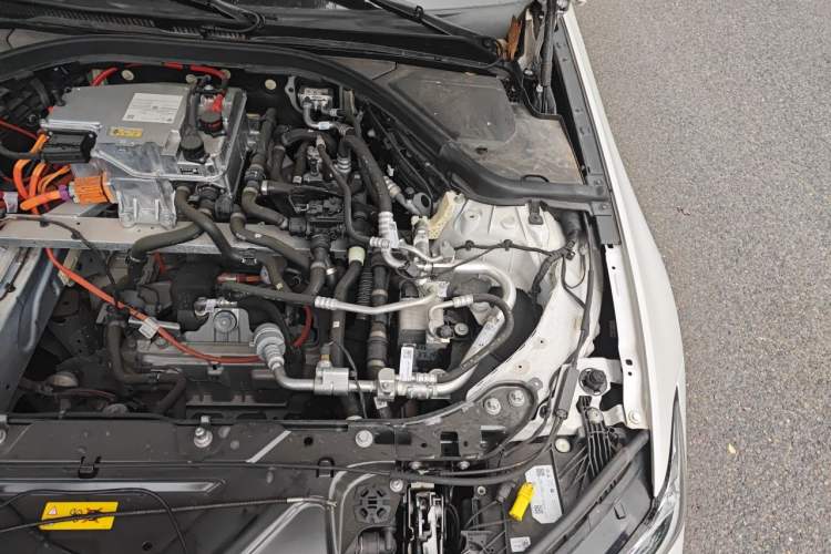 Used BMW i3 2024 eDrive 40 L Midnight Edition Engine Bay Left