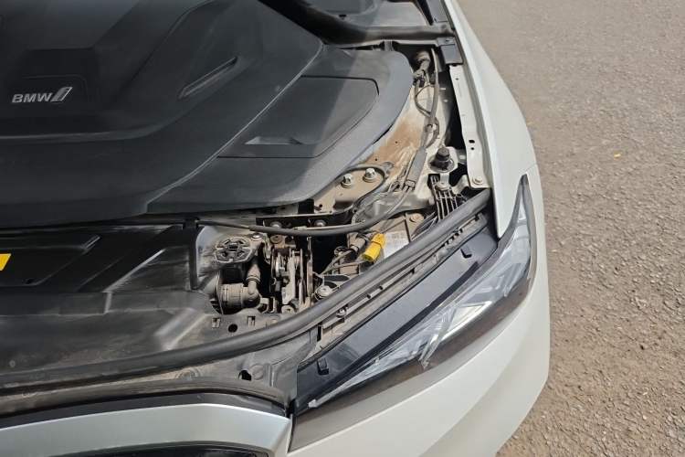 Used BMW i3 2024 eDrive 35 L Engine Bay Left