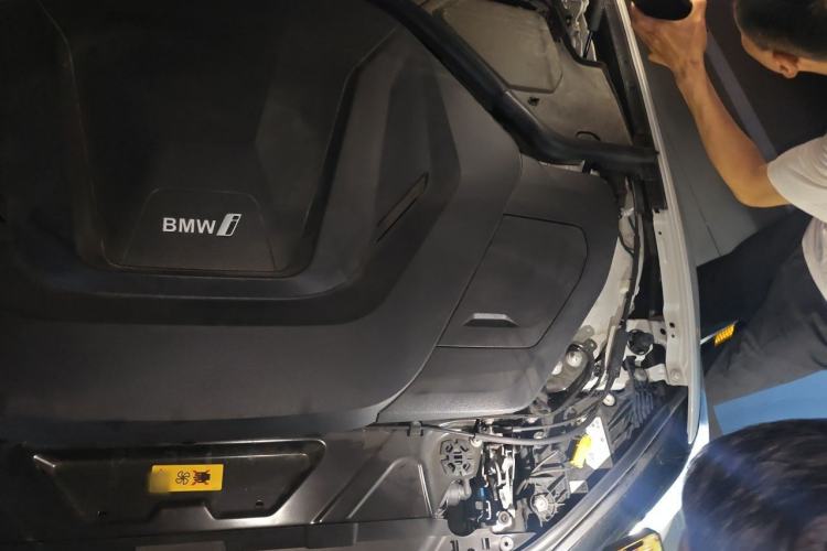 Used BMW i3 2024 eDrive 35 L Engine Bay Left