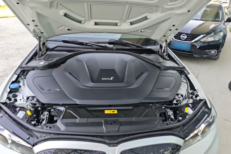 Used BMW i3 2024 eDrive 35 L Engine Bay