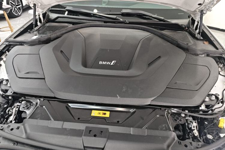 Used BMW i3 2024 eDrive 35 L Engine Bay