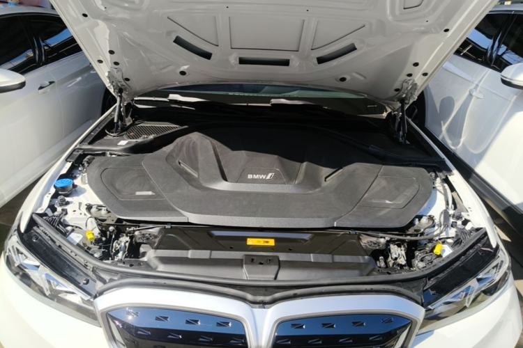 Used BMW i3 2024 eDrive 35 L Engine Bay