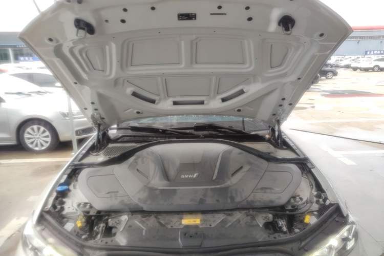 Used BMW i3 2024 eDrive 35 L Engine Bay
