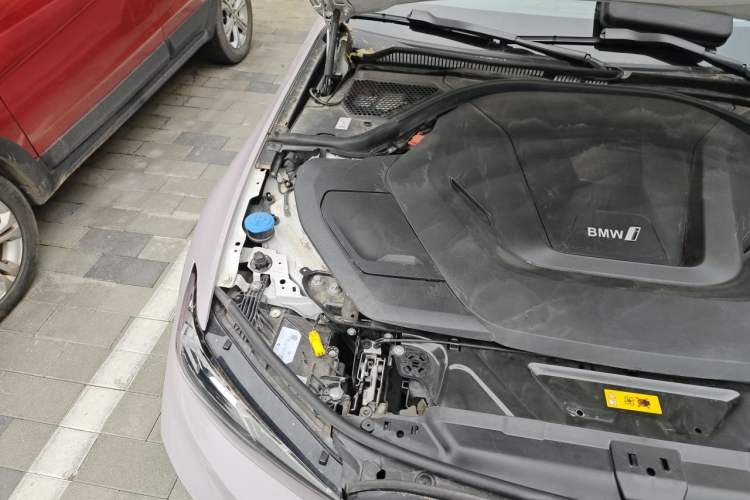 Used BMW i3 2024 eDrive 40 L Midnight Edition Engine Bay Right