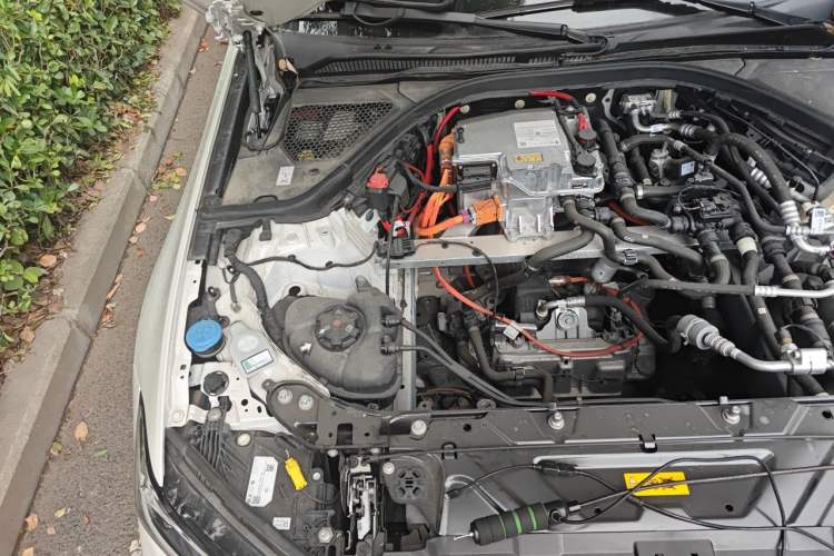 Used BMW i3 2024 eDrive 40 L Midnight Edition Engine Bay Right