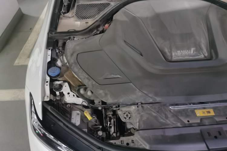 Used BMW i3 2024 eDrive 35 L Engine Bay Right