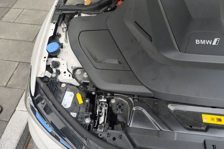 Used BMW i3 2024 eDrive 40 L Midnight Sports Package Engine Bay Right
