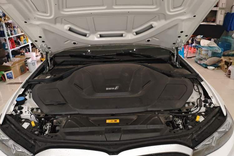Used BMW i3 2024 eDrive 35 L Engine Bay